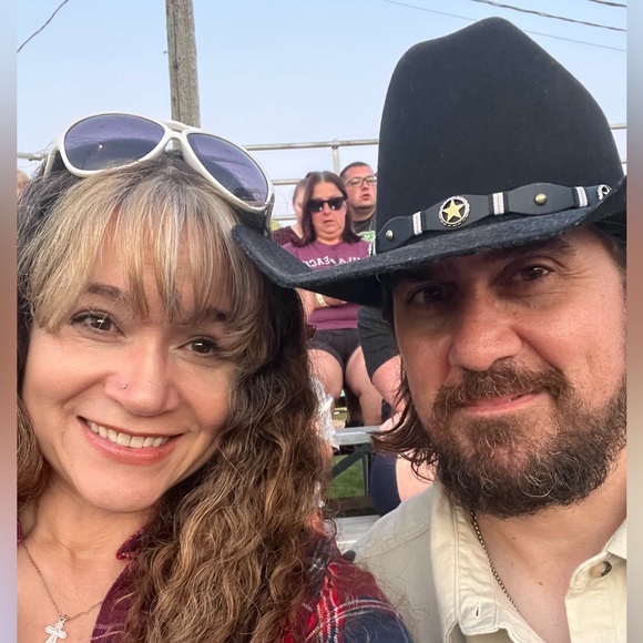 Meet your posher, jkprincess! - Picture 2 of 3